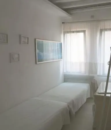 Apartment With Terrace In Chioggia's Main Square